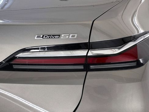 New 2026 BMW i7 eDrive50 w/ M Sport Package image 12
