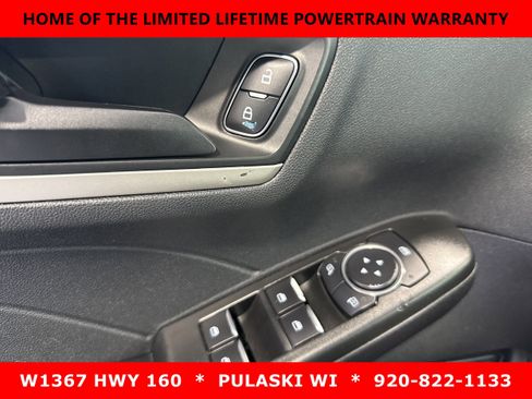 Used 2022 Ford Escape SE FWD image 16