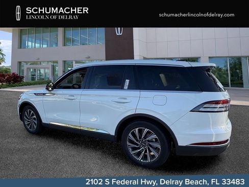 New 2026 Lincoln Aviator 2WD image 5
