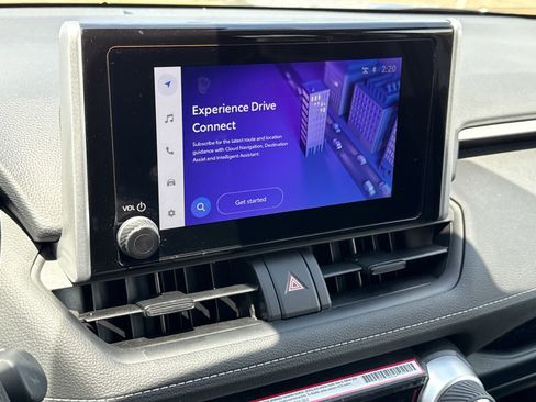 Used 2024 Toyota RAV4 XLE image 22