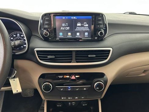 Used 2019 Hyundai Tucson SE image 22