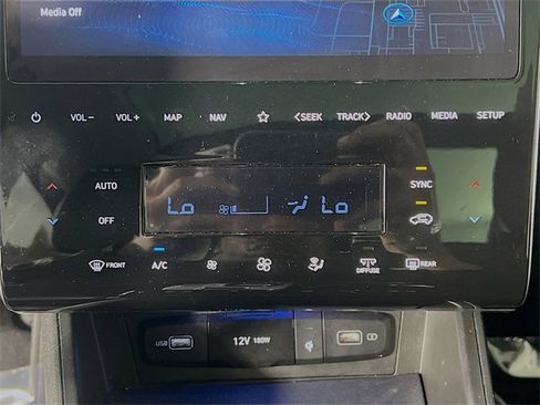 Used 2024 Hyundai Tucson Limited image 22