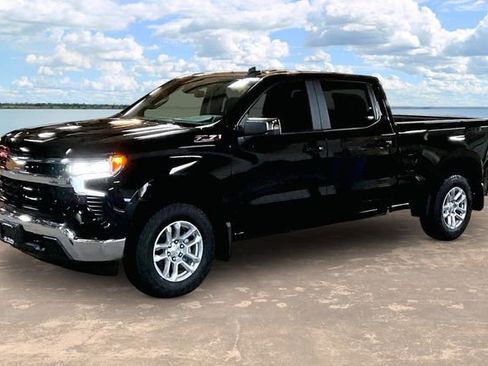 New 2026 Chevrolet Silverado 1500 LT w/ Z71 Off-Road Package image 2