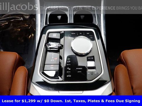 Certified 2025 BMW 760i xDrive w/ Executive Package image 13