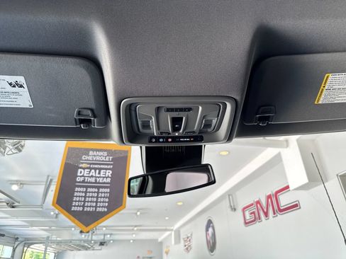 Certified 2024 Chevrolet Silverado 2500 LTZ w/ LTZ Convenience Package AWD/4WD image 27