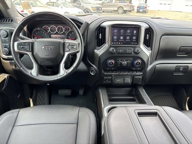 Used 2021 Chevrolet Silverado 1500 LT Trail Boss w/ Convenience Package II AWD/4WD image 15