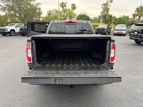 Used 2019 GMC Canyon Denali RWD image 16