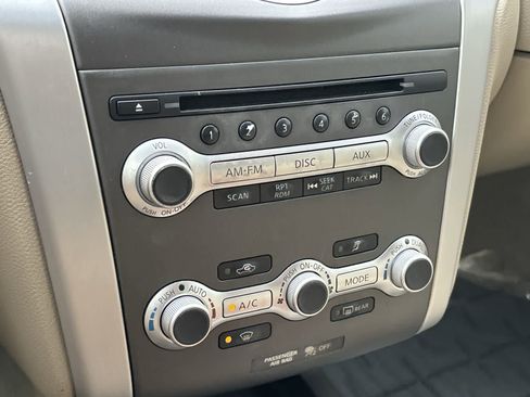 Used 2011 Nissan Murano LE image 22