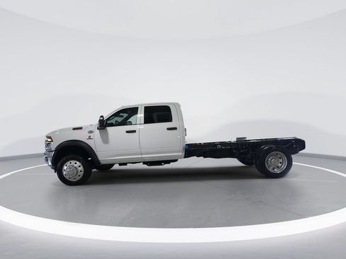 New 2026 RAM 4500 Tradesman AWD/4WD image 5