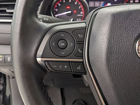 Used 2018 Toyota Camry XLE FWD image 33