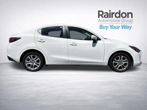 Used 2016 Scion iA FWD image 8