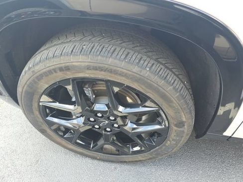 Used 2024 Chevrolet Traverse RS AWD/4WD image 11