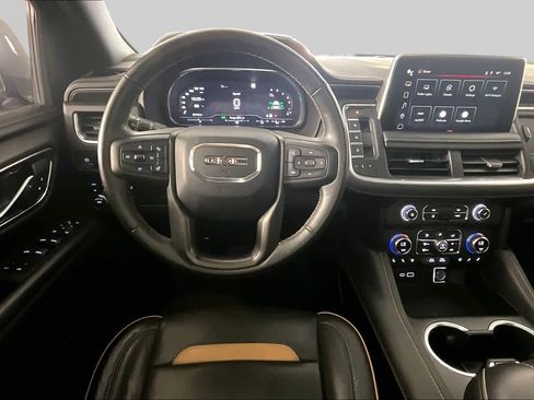 Used 2022 GMC Yukon AT4 AWD/4WD image 6