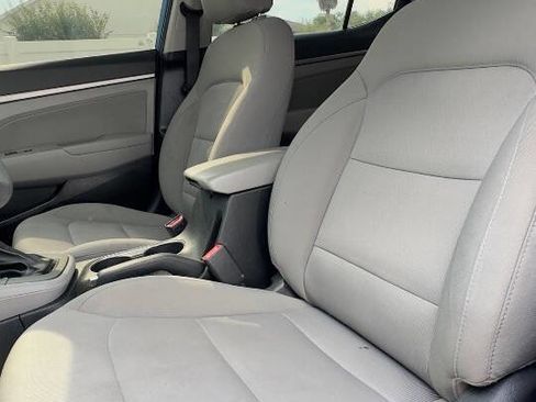 Used 2018 Hyundai Elantra SEL FWD image 10