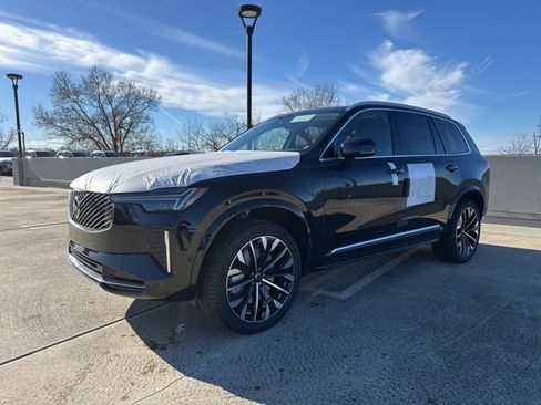 New 2026 Volvo XC90 B6 Plus w/ Protection Package Premier image 3