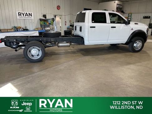 New 2026 RAM 5500 Tradesman w/ Chrome Appearance Group image 7