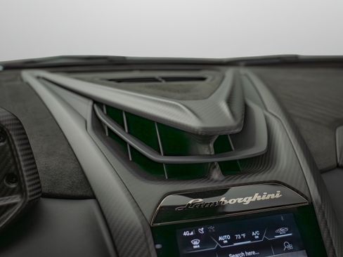 Used 2024 Lamborghini Revuelto AWD/4WD image 61