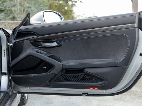 Certified 2025 Porsche 718 Cayman GT4 RS image 53