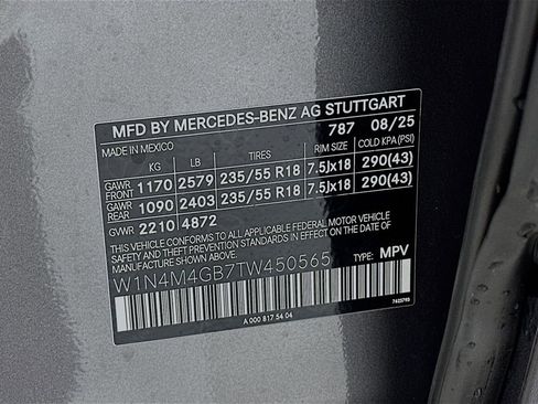 Certified 2026 Mercedes-Benz GLB 250 image 33