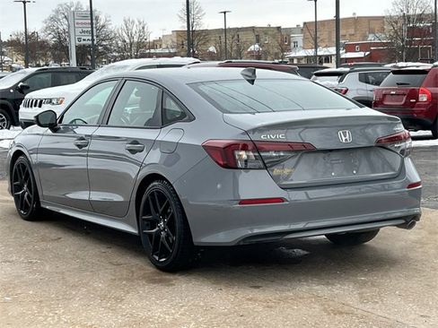 Used 2025 Honda Civic Sport image 8