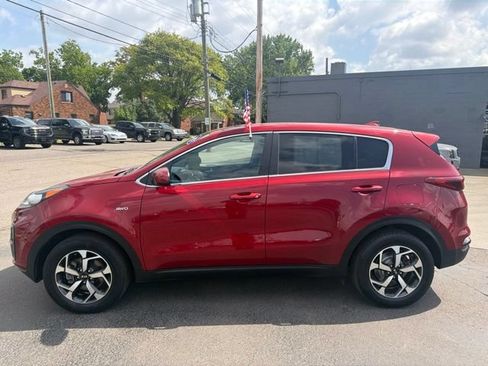 Used 2021 Kia Sportage LX AWD/4WD image 4