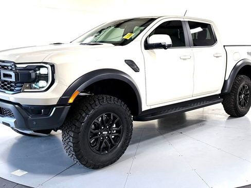Used 2025 Ford Ranger Raptor AWD/4WD image 9