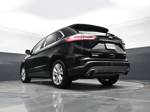 Used 2022 Ford Edge Titanium w/ Equipment Group 301A AWD/4WD image 44