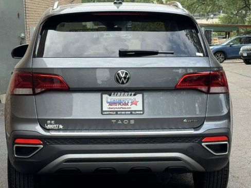 Used 2023 Volkswagen Taos SE AWD/4WD image 18