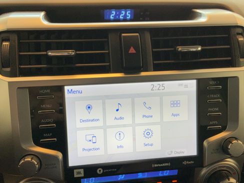 Used 2020 Toyota 4Runner Limited AWD/4WD image 13