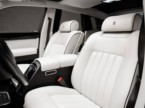 Used 2009 Rolls-Royce Phantom image 60