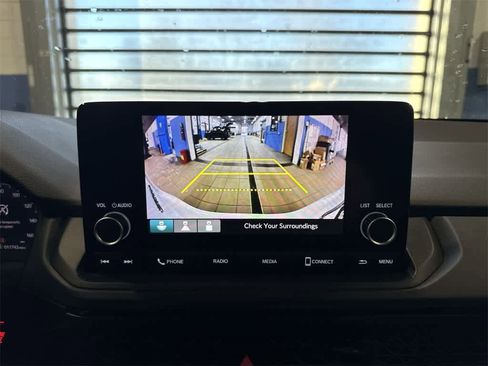 Used 2023 Honda Accord LX image 23