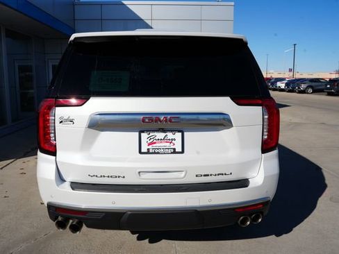 Used 2023 GMC Yukon XL Denali image 41