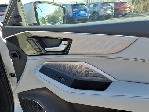 Certified 2025 Acura MDX SH-AWD w/ Advance Package image 14