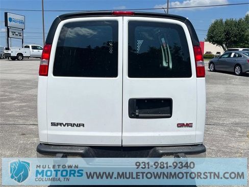 Used 2024 GMC Savana 2500 w/ Driver Convenience Package image 4