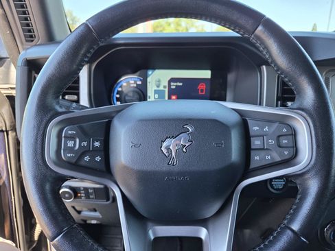 Used 2021 Ford Bronco Outer Banks AWD/4WD image 24
