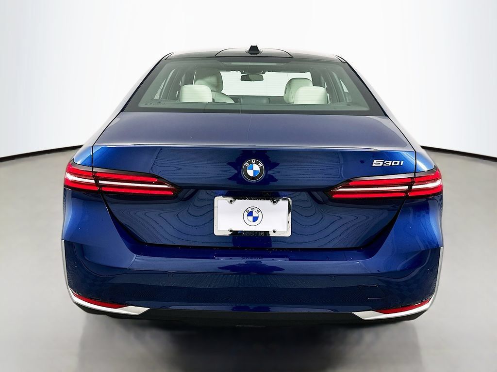 Used 2026 BMW 530i w/ Executive Package RWD image 6