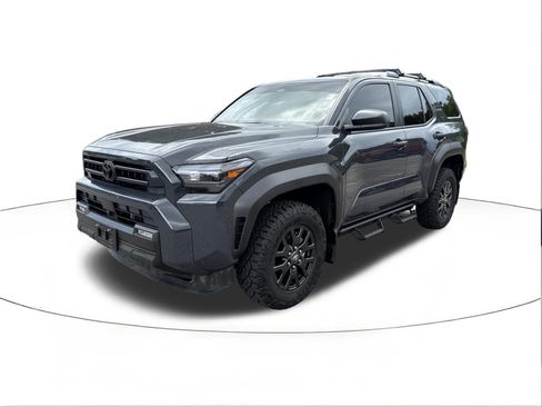 Used 2026 Toyota 4Runner SR5 RWD image 7