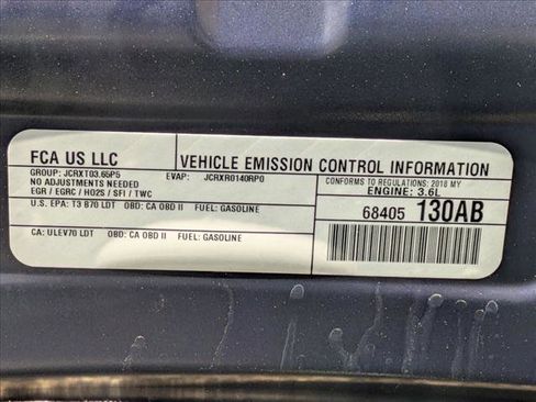 Used 2018 Chrysler Pacifica Touring-L Plus image 23