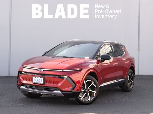 New 2025 Chevrolet Equinox EV LT w/ LPO, Blackout Package image 1