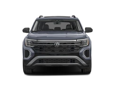 Used 2025 Volkswagen Atlas Peak Edition SE AWD/4WD image 4