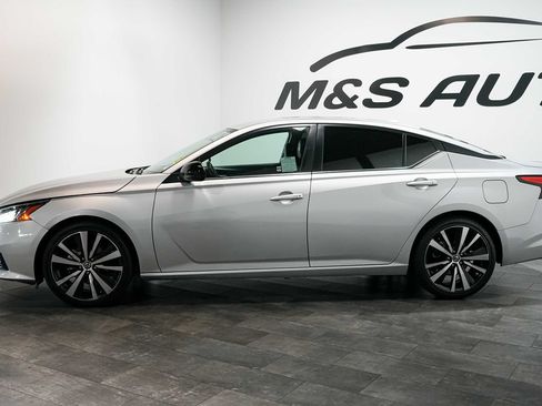 Used 2022 Nissan Altima 2.5 SR FWD image 3