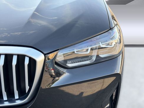 Used 2022 BMW X3 xDrive30i w/ Premium Package 2 image 11