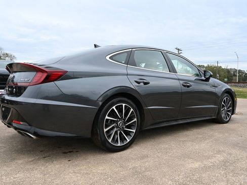 Used 2023 Hyundai Sonata Limited w/ Cargo Package image 3