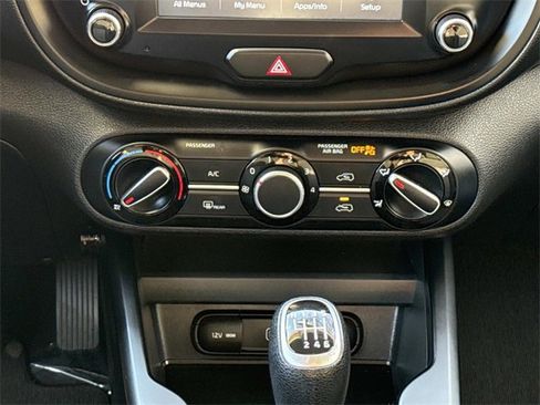 Used 2020 Kia Soul LX image 15