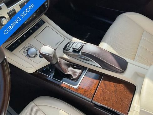 Used 2017 Lexus ES 350 w/ Luxury Package FWD image 19