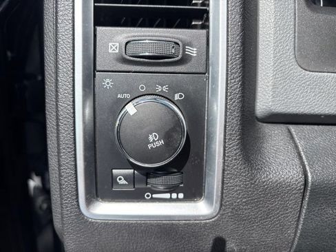 Used 2017 RAM 1500 Big Horn AWD/4WD image 57