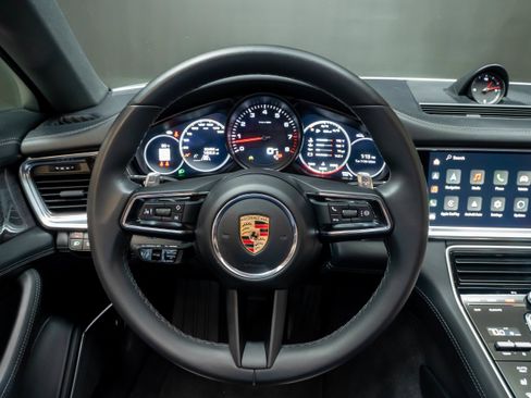 Certified 2023 Porsche Panamera 4 Platinum Edition AWD/4WD image 19