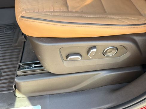 Used 2025 Cadillac Escalade Premium Luxury w/ Touring Package AWD/4WD image 21