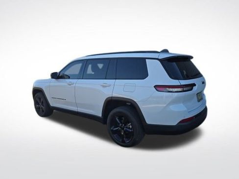 Used 2024 Jeep Grand Cherokee L Limited w/ Luxury Tech Group II image 1