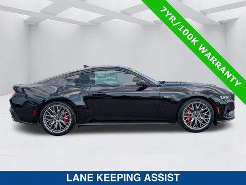 Certified 2024 Ford Mustang GT Premium image 3